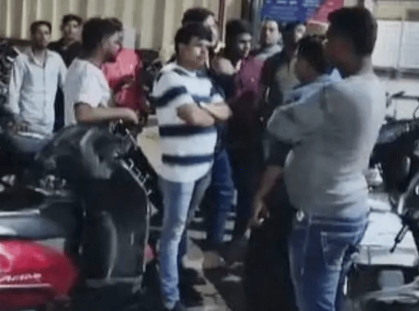 जबलपुर में नशे के खिलाफ आंदोलन कर रहे BJP नेता को चाकू मारा, गले के आर-पार हुआ; आरोपी बोला- समझाया था, नहीं माना 2 A BJP leader who was protesting against drugs in Jabalpur was stabbed, his throat pierced; The accused said – I had explained, but he did not agree, Jabalpur, Attempt to Murder, Kalluram News, Crime