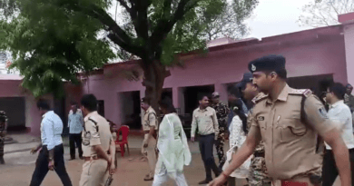 MP में दूसरे चरण की 6 सीटों पर 58.35% वोटिंग; सबसे ज्यादा होशंगाबाद, तो रीवा में सबसे कम मतदान 5 Voting on 6 seats of second phase in MP: 46.50% voting till 3 pm; Voting halted for two hours after dispute in Khajuraho, Voting Updates, Kalluram News, Loksabha Election Voting Updates, Loksabha Election 2024, Loksabha Election Second Phase In MP