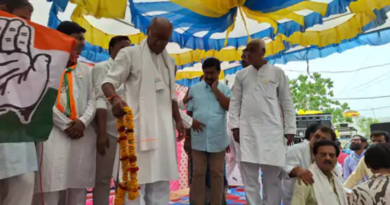 Former minister said - MPs and MLAs get maximum money in bus stop construction, said in Rajgarh - I had also taken commission, Kalluram News, Deepak Joshi, Rajgarh, Loksabha Electction 2024, Digvijay Singh