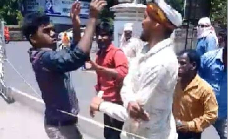 Hooliganism of cycle stand employees in Jabalpur, student slapped and punched for asking for slip; Student union warned of agitation, Jabalpur, Crime, Kalluram News, MP News, Today Updates