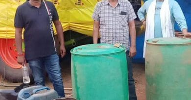 जबलपुर में खाने के बदले लेते डीजल-पेट्राेल, ढाबे से 1650 लीटर ईंधन जब्त 1 In Jabalpur, diesel-petrol is taken in exchange for food, 1650 liters of fuel seized from the dhaba, Jabalpur, Kalluram News, Today Updates, Crime