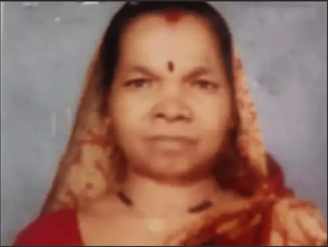 छिंदवाड़ा में आंगनवाड़ी कार्यकर्ता ने पति की हत्या कर सेप्टिक टैंक में डाला शव, 3 दिन बाद थाने जाकर बोली- चरित्र पर शक करता था, पीटता था 1 Anganwadi worker in Chhindwara killed her husband and put his body in a septic tank, after 3 days she went to the police station and said - used to doubt his character, used to beat him, Chhindwara, Crime, Murder, Kalluram News