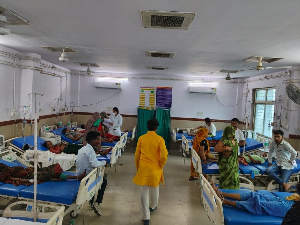 दतिया में ट्रैक्टर-ट्रॉली पुलिया से नीचे गिरी, 5 की मौत, रतनगढ़ माता मंदिर जा रहे थे 1 Tractor-trolley fell from culvert in Datia, 5 died, were going to Ratangarh Mata temple, Kalluram News, Today Updates, Accident, MP News, Datia Accident