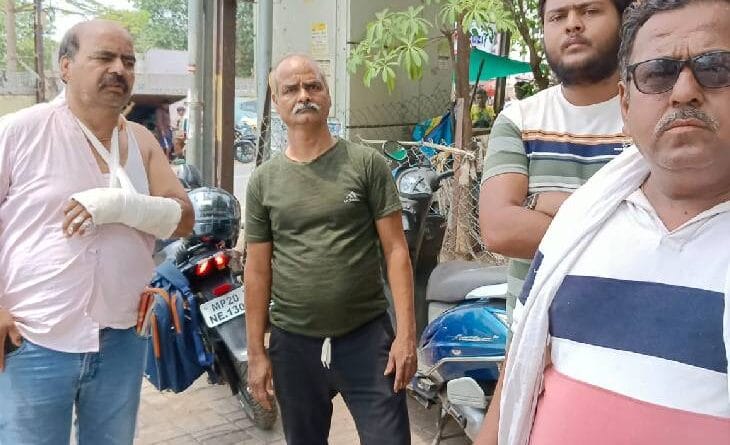 Hooliganism of BJP leader and his brothers, deaf and dumb brother brutally beaten in Jabalpur, Jabalpur, Crime, Kalluram News, Today Updates