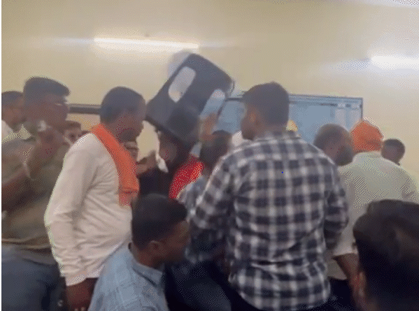 In Jabalpur BJP leaders vandalized the office of the electricity company, also threw chairs; Angry over increased bills and cuts, Jabalpur, Kalluram News, Today Updates, BJP News, Bijli Company