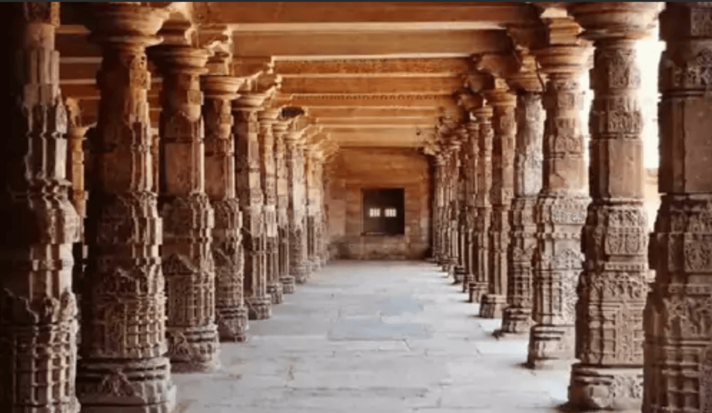 भोजशाला पर हाईकोर्ट में दो हजार पन्नों की रिपोर्ट पेश, हिंदू पक्ष का दावा- 94 से ज्यादा मूर्तियां और 30 सिक्के 2 Two thousand pages long report presented in High Court on Bhojshala, Hindu side claims - more than 94 idols and 30 coins, Dhar Bhojshala Survery Updates, Kalluram News, Dhar, Today Updates, MP News