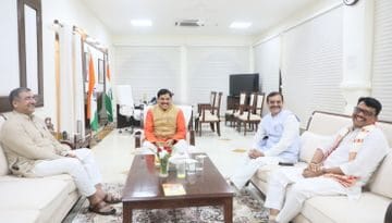 CM से मुलाकात के बाद माने नागर सिंह, पूर्व मंत्री विश्ननोई बोले- दल-बदल कर मंत्री बनना उनका सौभाग्य, हमारा दुर्भाग्य 4 After meeting CM, Mane Nagar Singh, former minister Vishnoi said - It is his good fortune to become a minister by changing party, our bad luck, Politics, MP BJP, Kalluram News, Today Updates, Nagar Singh Chouhan Controversy