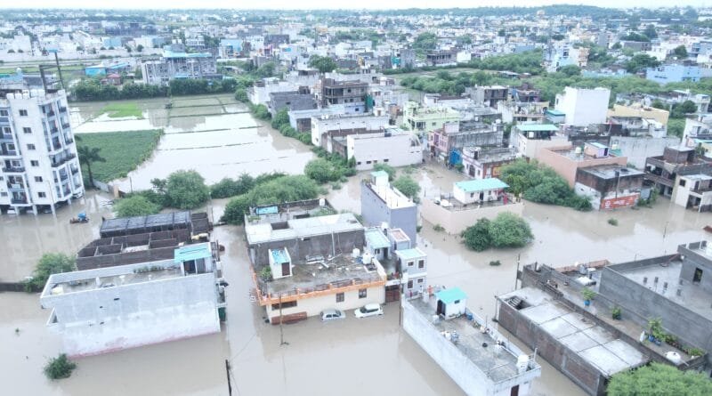 Wall collapses on mother and daughter due to heavy rain in Narmadapuram, girl dies: Mountain collapses in Pachmarhi; Water entered houses and shops in Sehore, Kalluram News, Today Updates, Mausam News, Weather Updates, Rain Updates In MP