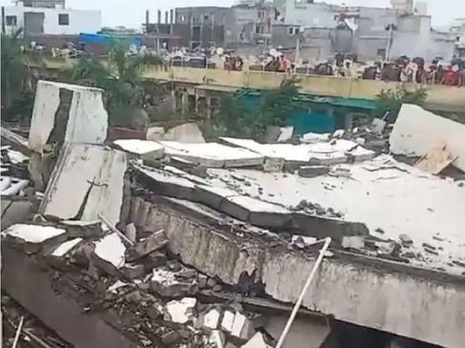 Five people from MP died in Gujarat, all were residents of Sidhi; 5 storey building collapsed in Surat, KAlluram News, Today Updates, MP News, Sidhi, Gujarat