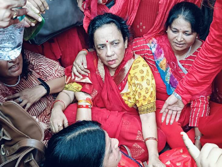 Mahila Congress movement in Bhopal