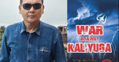 IAS नियाज खान बोले- बॉलीवुड सनातन मार्ग में बाधा, इसे बंद किया जाएगा; ब्राह्मण द ग्रेट पार्ट-2 बुक में लिखा- देश में लोकतंत्र के बजाय धर्मतंत्र हो 2 IAS Niaz Khan said – Bollywood is an obstacle in Sanatan Marg, it will be closed; Brahmin wrote in the book The Great Part-2 – There should be theocracy in the country instead of democracy, Kalluram News, Today Updates, Niyaj Khan, War Against Kalyug, MP News