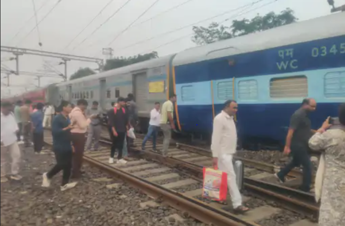 Overnight Express Train Derailed In Jabalpur