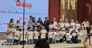 ग्वालियर मास्टर माइंड क्लासेस के स्टूडेंट्स को ट्रॉफी और गोल्ड मेडल, नेशनल अबेकस प्रतियोगिता में 1100 छात्राें लिया था हिस्सा 4 Students of Gwalior Master Mind Classes got trophy and gold medal, 1100 students participated in National Abacus Competition