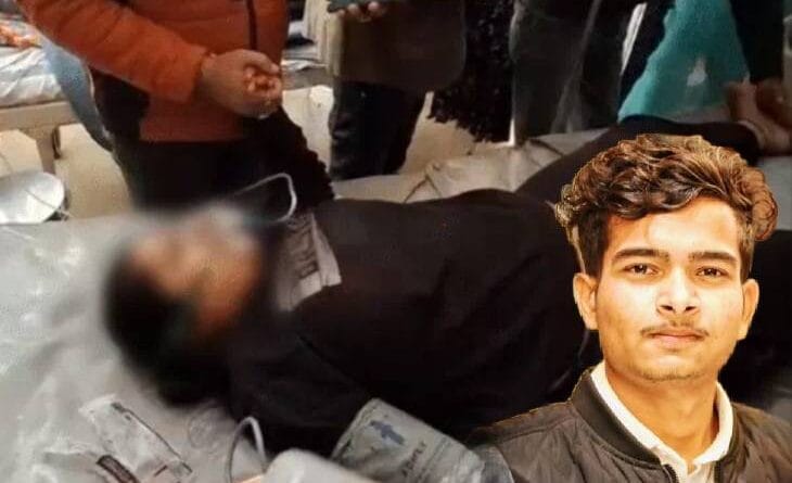 рдпреБрд╡рдХ рдиреЗ рдЧрд░реНрд▓рдлреНрд░реЗрдВрдб рдХреЛ рдЧреЛрд▓реА рдорд╛рд░реА, рд░реЗрд╕реНрдЯреЛрд░реЗрдВрдЯ рдореЗрдВ рдмрд╛рдд рдХрд░рдиреЗ рдмреБрд▓рд╛рдпрд╛ рдерд╛; рд╢рд╛рджреА рдХреА рдмрд╛рдд рдкрд░ рд╡рд┐рд╡рд╛рдж рдХреЗ рдмрд╛рдж рд╣рдорд▓рд╛ 11 A young man shot his girlfriend In Tikamgarh