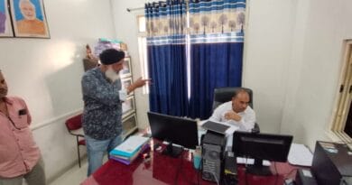 People created ruckus in Shajapur Registrar Office