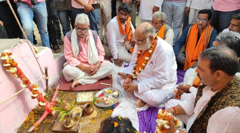 MLA performed Bhoomi Pujan and inauguration of development works worth Rs. 4 crores In Sironj