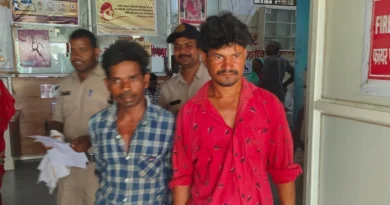 खंडवा गैंगरेप-मर्डर केस: आरोपी के घर 12 घंटे तड़पती रही पीड़िता; डॉक्टर बोले- ढाई लीटर खून बहा  3 Khandwa gangrape-murder case: Victim kept writhing in pain for 12 hours at the accused's house