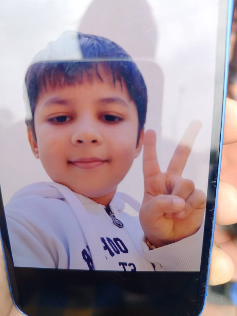 इंदौर में 7वीं के छात्र ने लगाई फांसी, फ्री फायर गेम में 2800 रुपए हारने के बाद तनाव में था 1 7th class student in Indore committed suicide by hanging himself