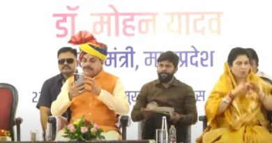 लाड़ली बहनों को भाई दूज पर नहीं मिले 250 रुपए, अगले महीने से 1500 मिलेंगे, सीएम बोले-1.26 करोड़ बहनों का भाई होना मामूली बात नहीं 4 Ladli sisters did not receive 250 rupees on Bhai Dooj