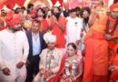 Ramdev Baba told Dhirendra Shastri - Maharaj will get you married in a mass conference