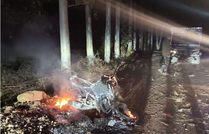 Two cousins ​​die after being thrown off their bike by a pickup truck