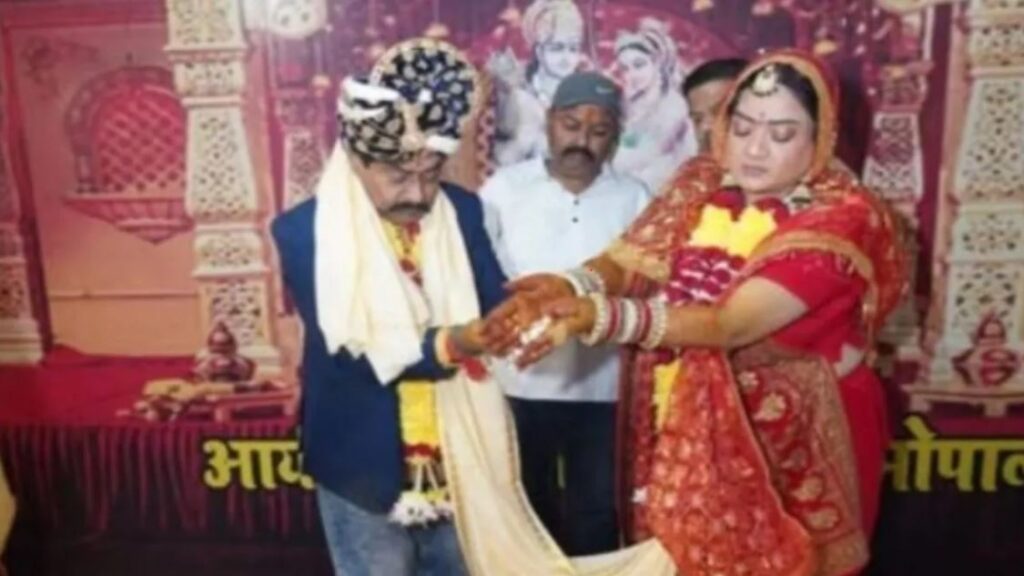 Former BJP minister Deepak married a Congress leader 20 years younger than him