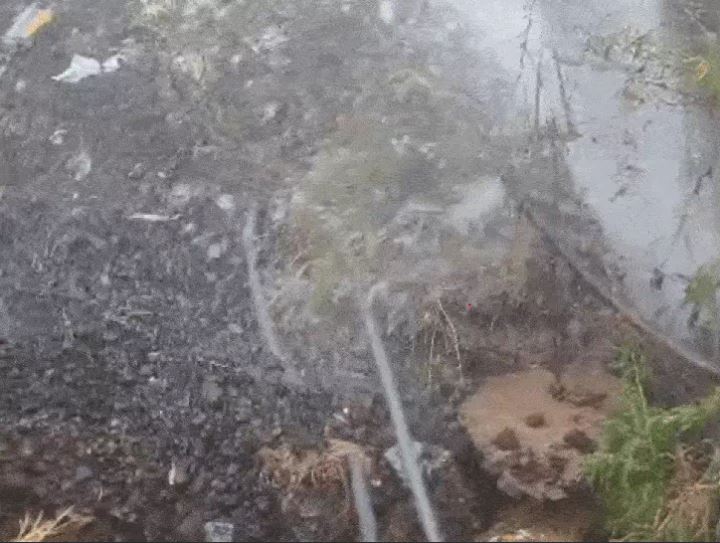 Barwani mp gujarat national highway road collapses 6 feet pit